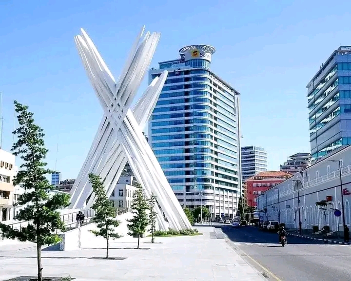 Luanda: Visita guiada à cidade, com pontos turísticos, cultura e vida local.